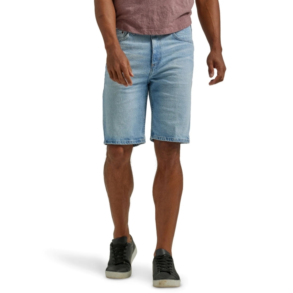 Wrangler Men's Size 46 Relaxed Fit Five Pocket Denim Short, Bleach Light NWT